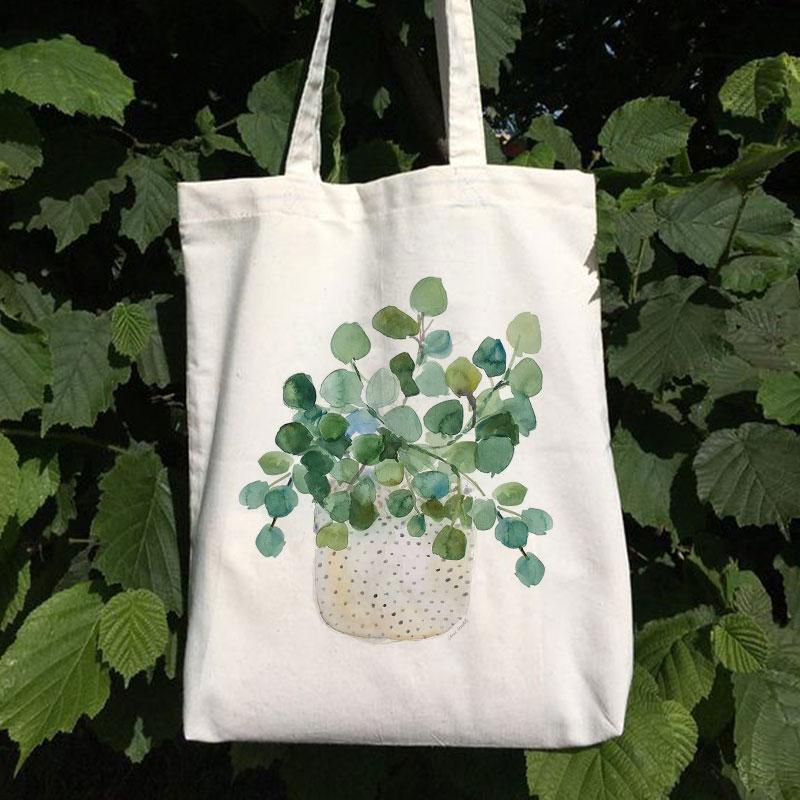A BASKET OF LEAVES CANVAS BAG