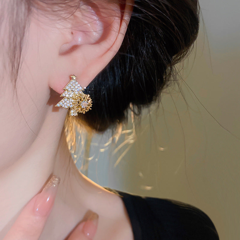 Spinning Snowflake Silver Pin Christmas Earrings