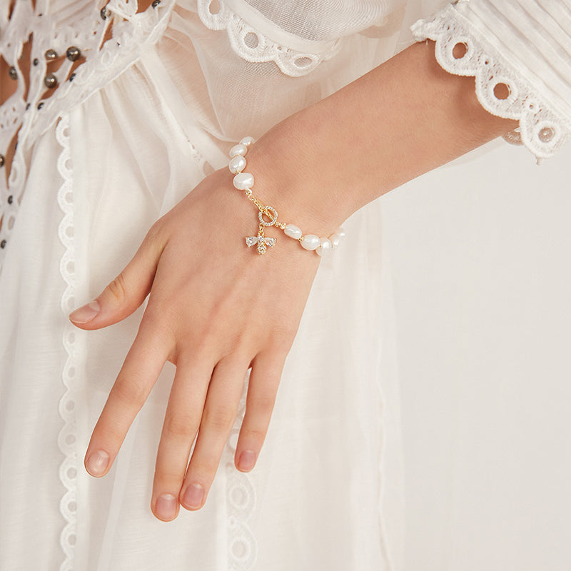 Little Bee Freshwater Pearl Bracelet