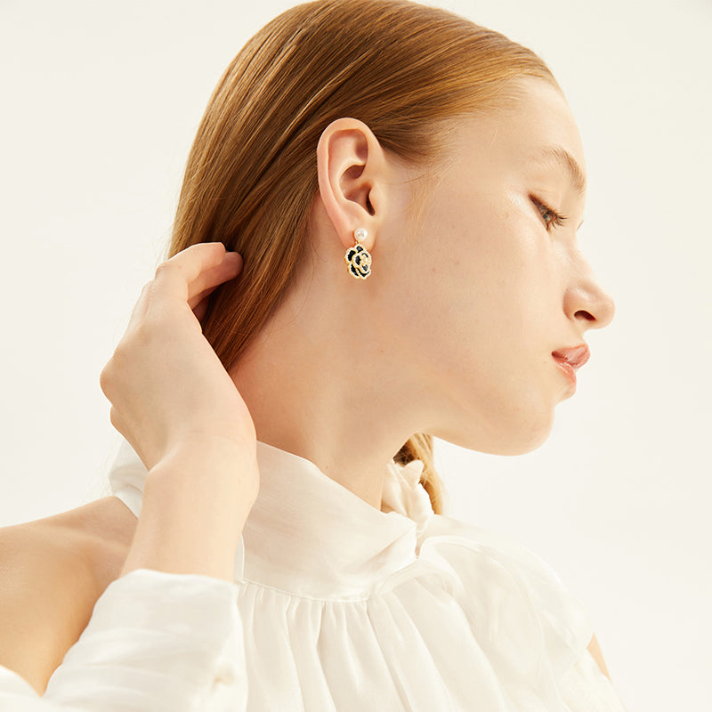 Camellia Earring