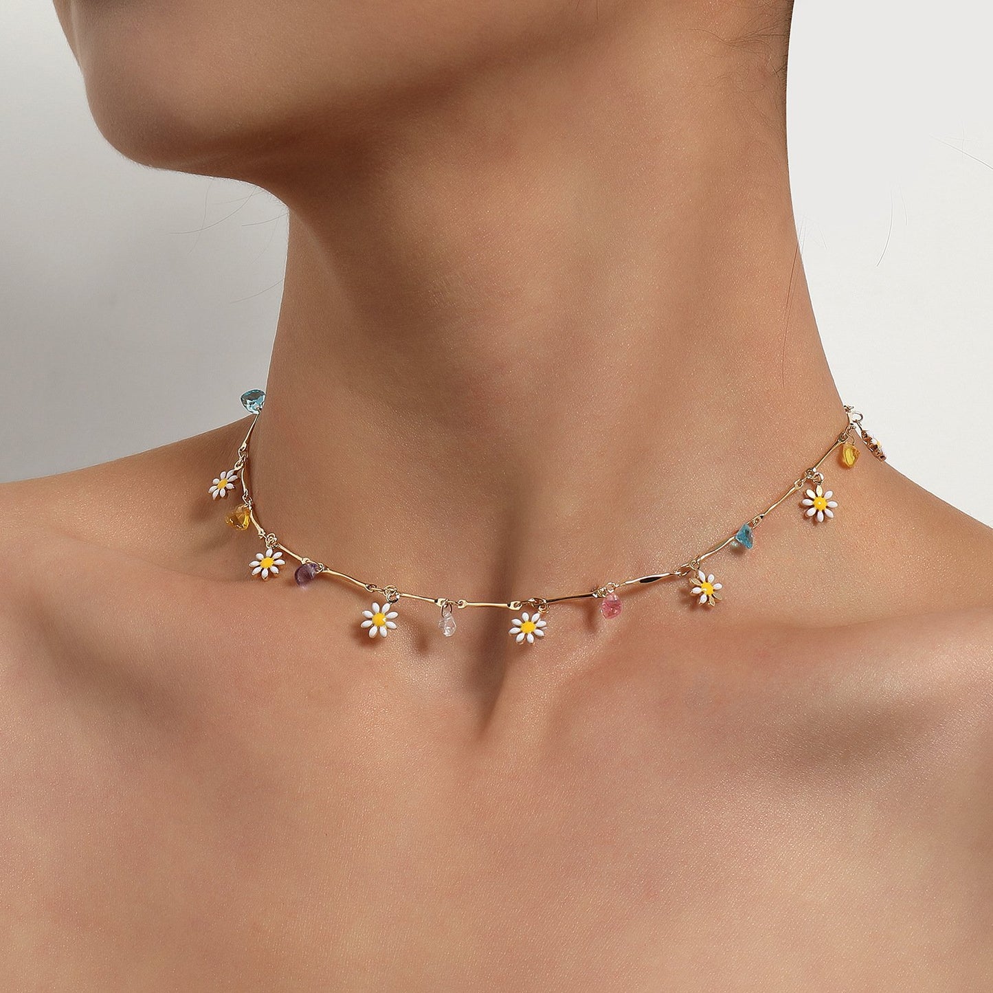 New Lovely Daisy Flowers Colorful Beaded Necklace