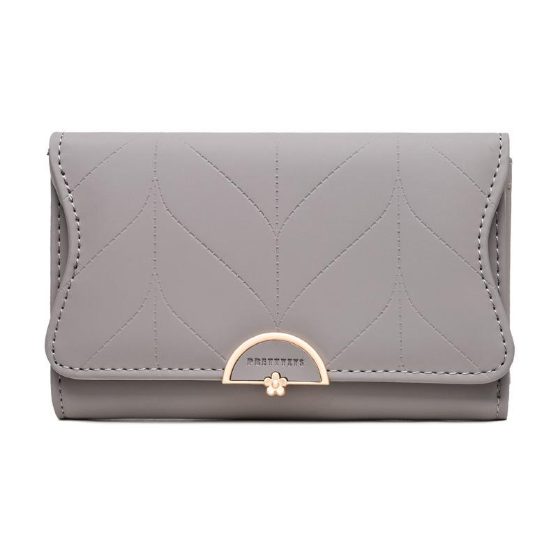 Mid-length Leaf Ripple Embossed Wallet