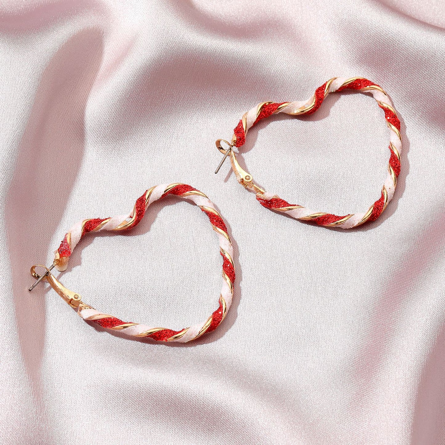 Exaggerated Contrasting Color Love Earring