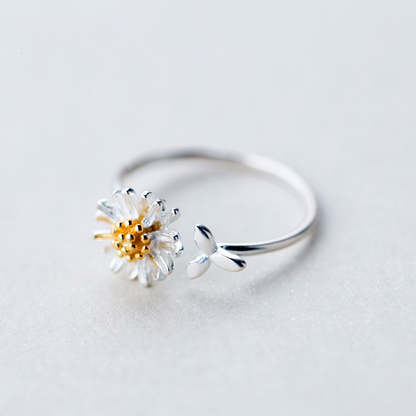 Cute Simple Daisy Ring