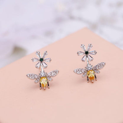Little Daisy Bee Earrings S925 Silver Post