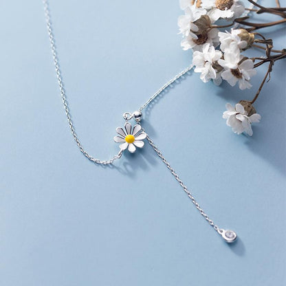 Sweet Little Daisy Sun Flower Clavicle Chain